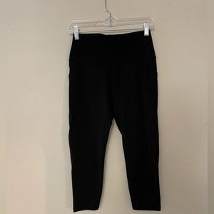 ColorfulKoala Capri Leggings, Size L